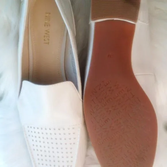 New Nine West Cream Patent Flats Loafer Slip On Shoes  Women's Size 9M - Picture 5 of 11